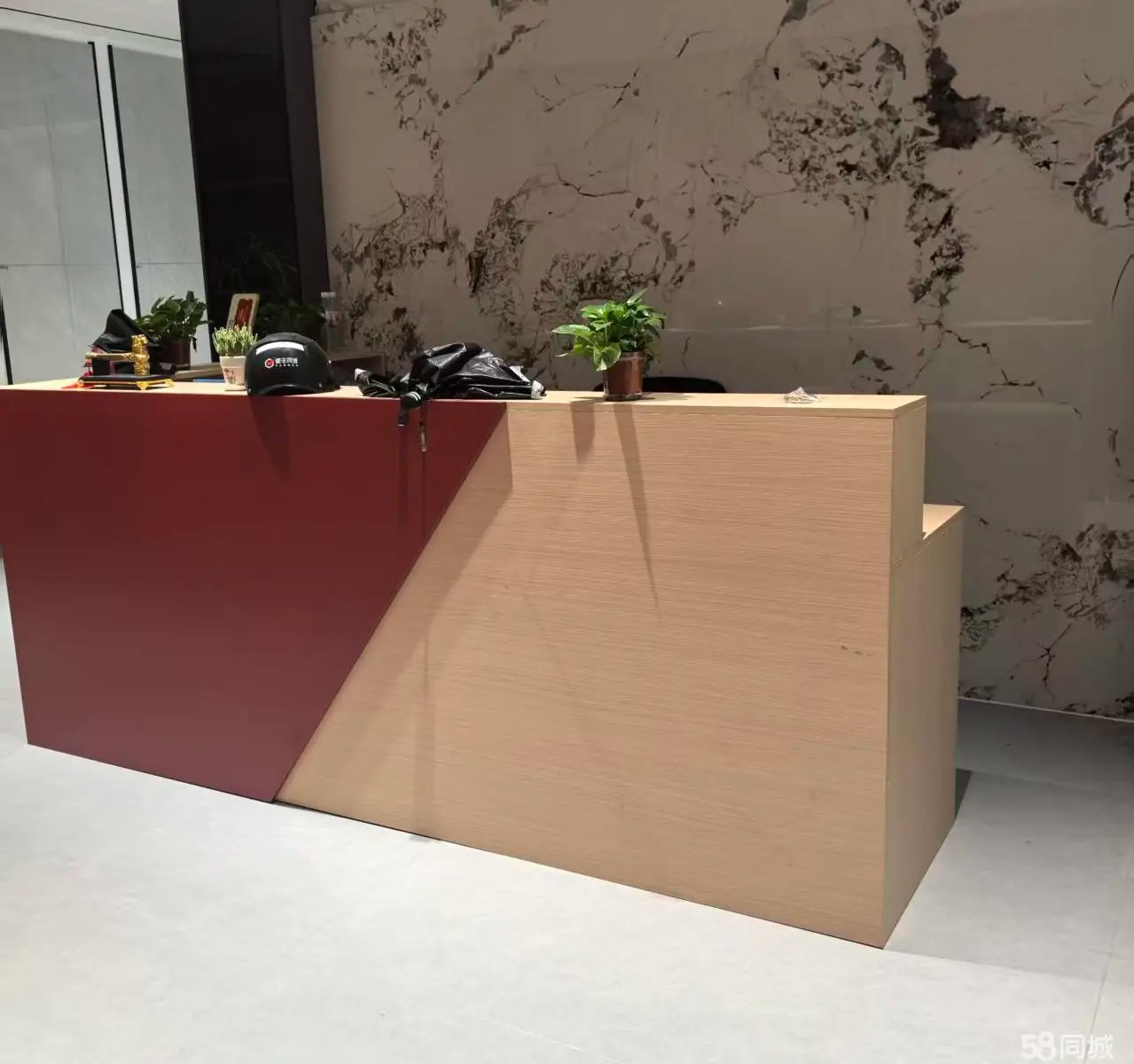 （转让）200平方，层高2.5米